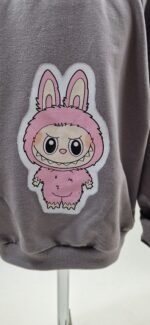 Bliuzonas "Labubu" 116 dydis - Image 3