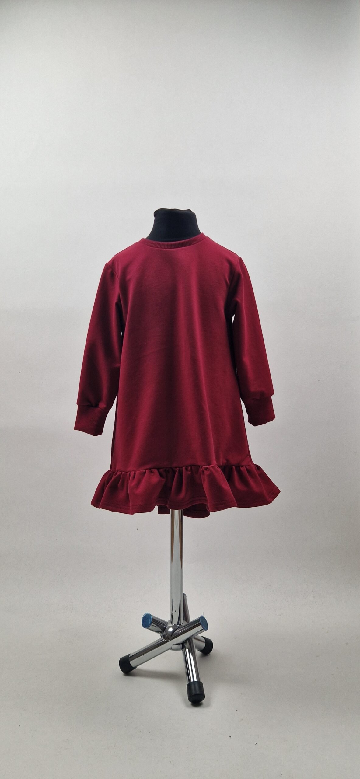 Suknelė bordo su raukta apačia